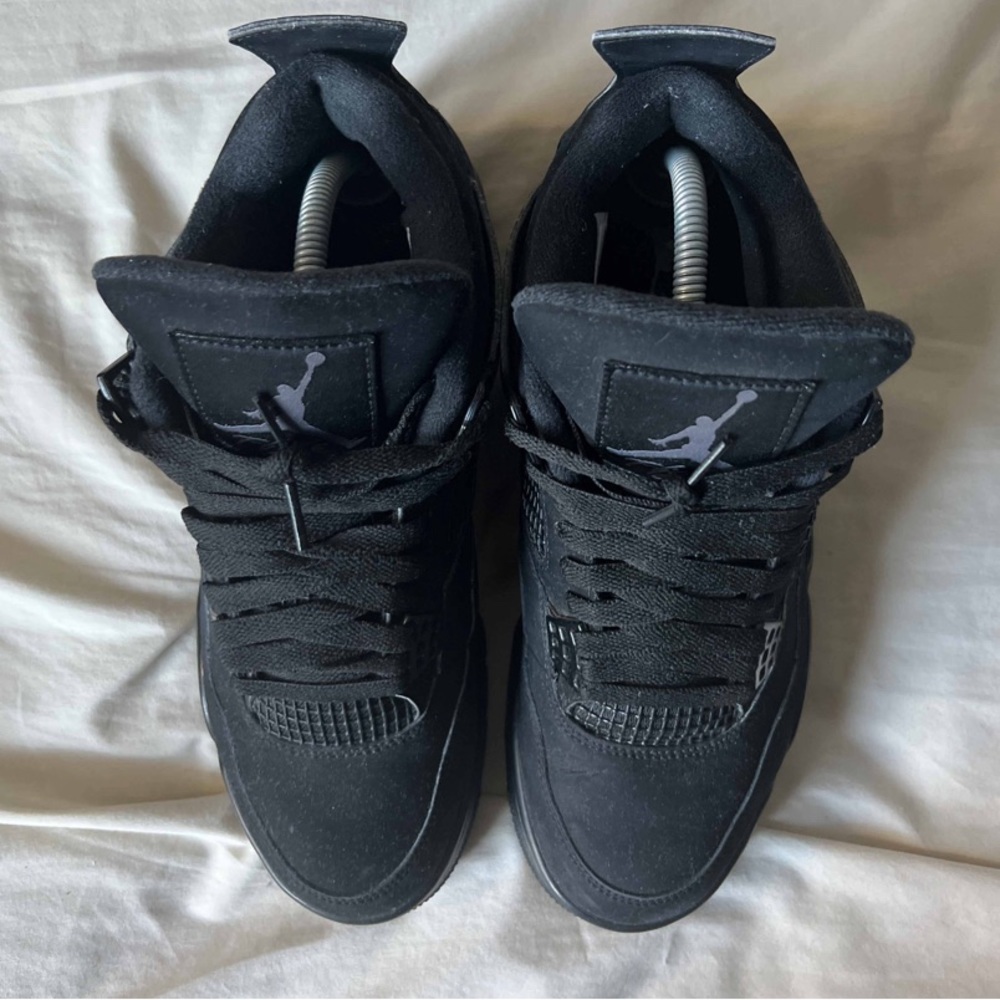 Jordan 4 “BlackCats”